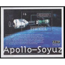 2000 Dominica Mi.2913/B407 Docking Over Earth 6,00